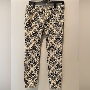 Free People women’s jeans/pants size waist 27, ankle length